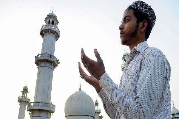 سادگی در برگزاری مراسم عید فطر هند/ آماده