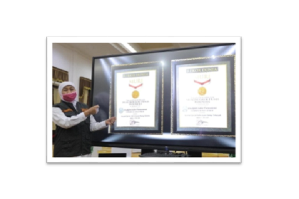 ثبت رکورد بزرگترین ختم قرآن آنلاین در جاوه شرقی اندونزی ثبت رکورد بزرگترین ختم قرآن آنلاین در جاوه شرقی اندونزی