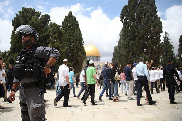 یورش شهرکنشینان به مسجد الاقصی / بازداشت 5 نفر در قدس اشغالی یورش شهرکنشینان به مسجد الاقصی / بازداشت 5 نفر در قدس اشغالی
