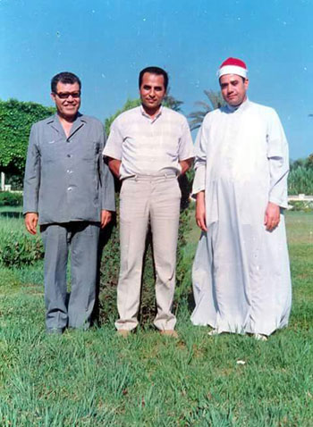 مصطفی غلوش و روزهای رؤیایی در مسجد امام حسین(ع) قاهره + فیلم تلاوت