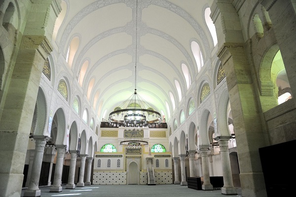 تدوین قانون اساسی جدید و منصب فتوا در الجزایر تدوین قانون اساسی جدید و منصب فتوا در الجزایر