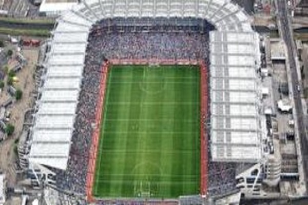 ورزشگاه &laquo;دوبلین&raquo;؛&zwnj; میزبان نمازگزاران عید قربان