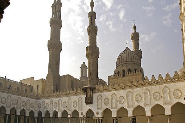 همصدایی مذاهب اسلامی در جواز توسل به انبیاء و صالحان همصدایی مذاهب اسلامی در جواز توسل به انبیاء و صالحان