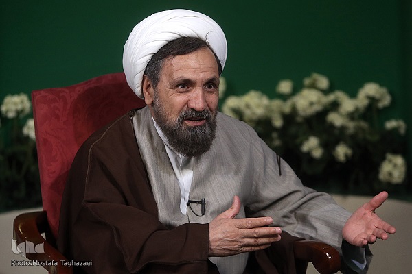 راه&zwnj;اندازی پایگاه اطلاع&zwnj;رسانی نظام&zwnj;سازی قرآنی/ تالیف 3 جلد کتاب