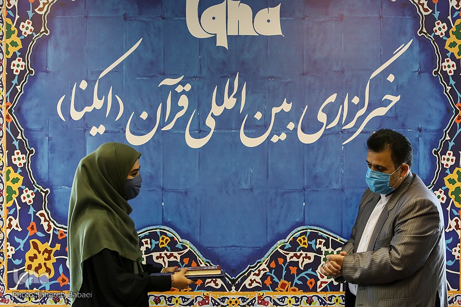 حضور مدیرکل قرآن، عترت و نماز وزارت آموزش و پرورش در ایکنا و تبریک روز خبرنگار حضور مدیرکل قرآن، عترت و نماز وزارت آموزش و پرورش در ایکنا و تبریک روز خبرنگار