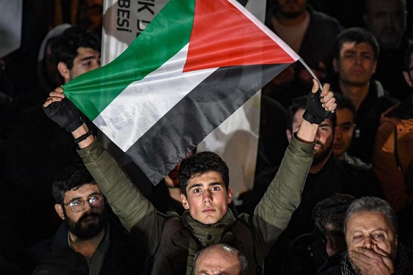 عادی سازی روابط با تل&zwnj;آویو شکستی برای زنجیره پان عربی