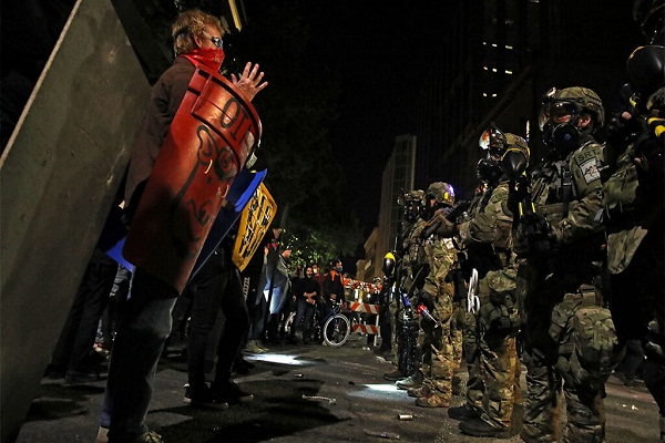 از تهدید زندان طولانی مدت برای معترضان تا ضرورت داشتن بردهداری از تهدید زندان طولانی مدت برای معترضان تا ضرورت داشتن بردهداری