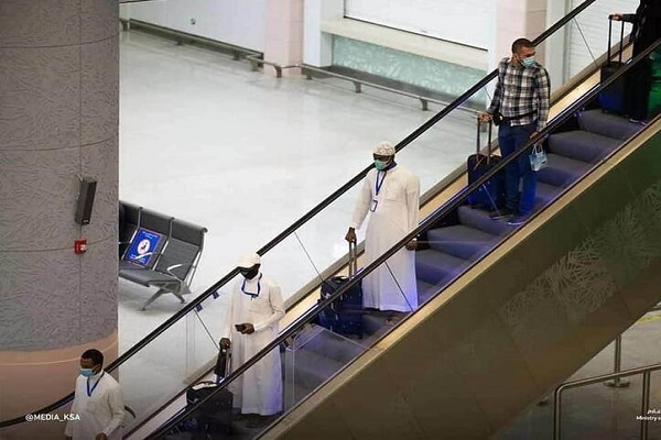 حج 1441 در سایه کرونا با دستبند هوشمند و سنگ&zwnj;ریزه&zwnj;های ضدعفونی شده