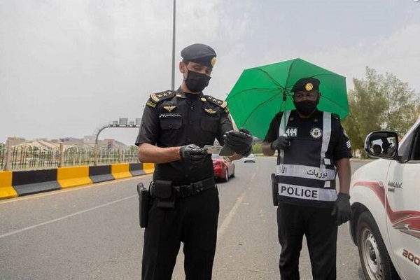 حج 1441 در سایه کرونا با دستبند هوشمند و سنگ&zwnj;ریزه&zwnj;های ضدعفونی شده