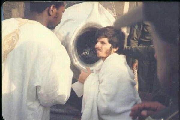 عباس خامه&zwnj;یار و ماجرای تشرف به درون کعبه