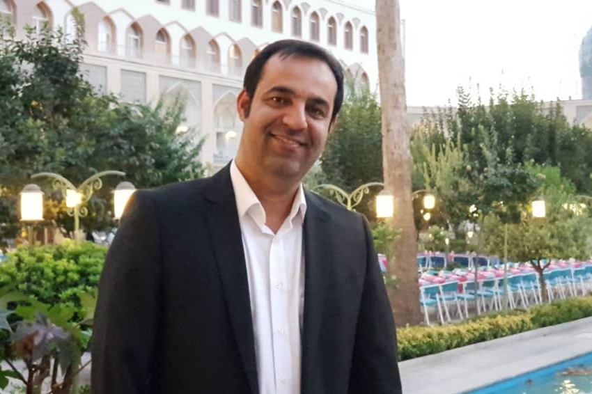 پزشکی که از ثانیههای زندگی برای حفظ قرآن، سعدیپژوهی و خوشنویسی بهرهمند شد / نسل جوان را بدون الگوی ملموس رها شده میبینم پزشکی که از ثانیههای زندگی برای حفظ قرآن، سعدیپژوهی و خوشنویسی بهرهمند شد / نسل جوان را بدون الگوی ملموس رها شده میبینم