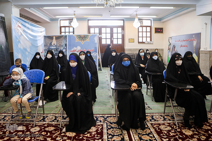 رتبهداران مرکز آموزش قرآن آستان حضرت عبدالعظیم(ع) تجلیل شدند رتبهداران مرکز آموزش قرآن آستان حضرت عبدالعظیم(ع) تجلیل شدند