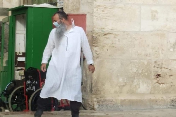 حضور شهرکنشینان صهیونیست در مسجدالاقصی + عکس حضور شهرکنشینان صهیونیست در مسجدالاقصی + عکس