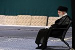 مراسم عزاداری شب هشتم محرم الحرام با حضور رهبر معظم انقلاب برگزار شد