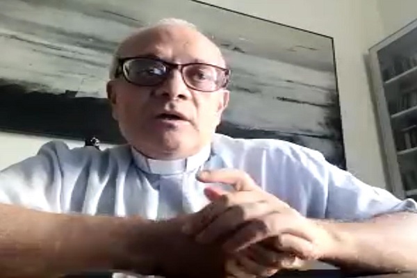 امام حسین (ع) و مسیح (ع)، پرتوهای نور واحد هستند