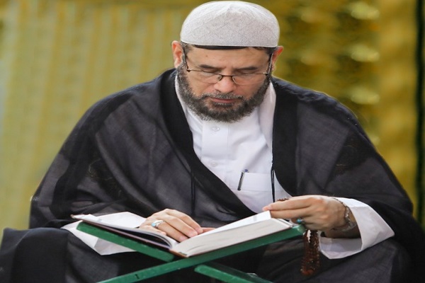 نهضت عاشورا مکتبی جهانی است / اتحاد مذاهب و اقوام زیر لوای حسین(ع)