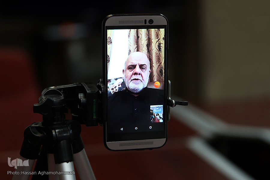 یک شنبه/ ابراز دلتنگی مردم عراق برای زائران ایرانی اربعین/ یاد شهید سلمانی زندهتر از همیشه در عراق یک شنبه/ ابراز دلتنگی مردم عراق برای زائران ایرانی اربعین/ یاد شهید سلمانی زندهتر از همیشه در عراق