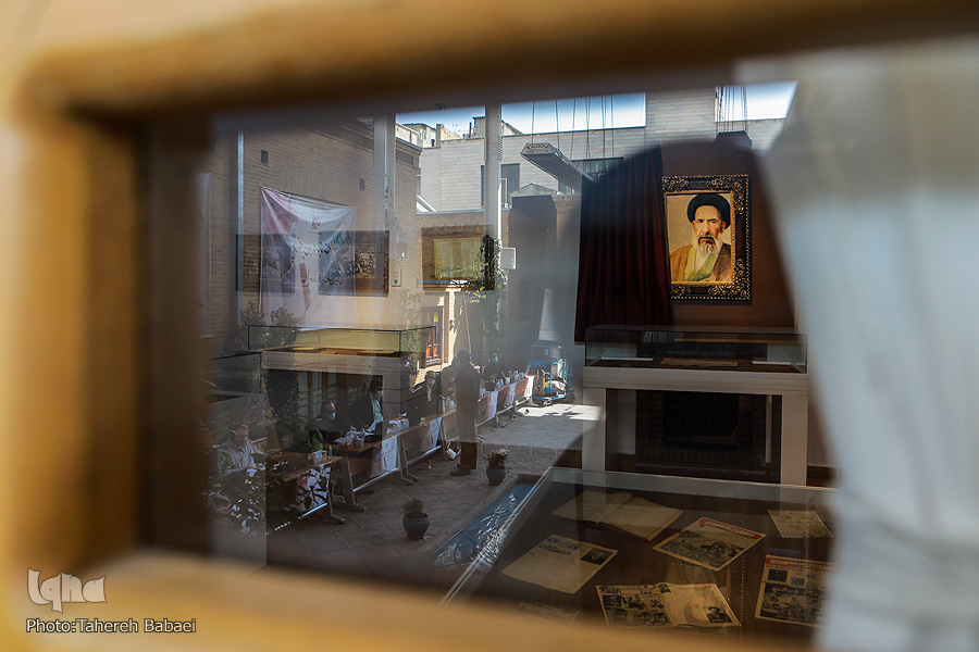 رقابت 7 هزار قاری و حافظ مسابقات امام علی(ع) در حال برگزاری است