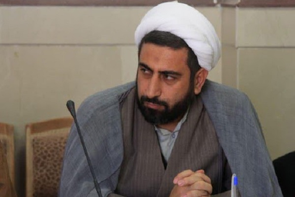 کتاب عیون اخبارالرضا(ع)، شاهکار حدیثی است/ اجرای طرح طرح 10 محور؛ 100 نشست کتاب عیون اخبارالرضا(ع)، شاهکار حدیثی است/ اجرای طرح طرح 10 محور؛ 100 نشست