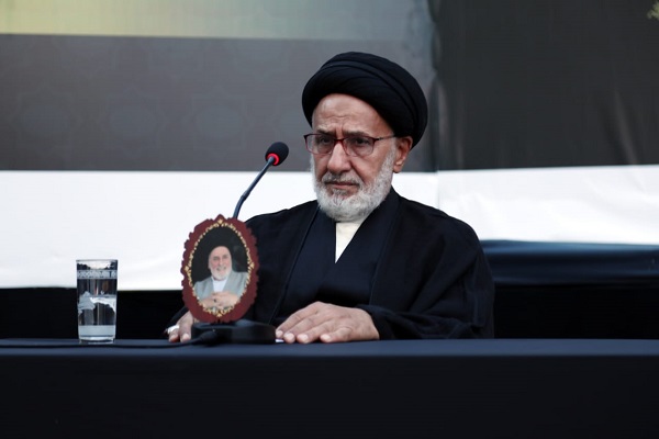 گراميداشت مفسر قرآن و محقق برجسته تاريخ اسلام علامه سيد جعفر مرتضی گراميداشت مفسر قرآن و محقق برجسته تاريخ اسلام علامه سيد جعفر مرتضی