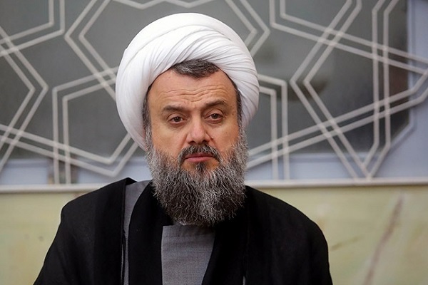 ارسلا// برخی منبری&zwnj;ها با طرح ذوقیات مردم را از معنویت دور می&zwnj;کنند