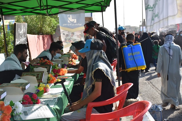 اجرای طرح ایستگاه&zwnj;های قرآنی در مراسم اربعین از سوی آستان حسینی +عکس