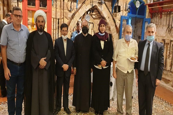 نشست عاشورايی با عنوان «فراخوان امام حسين (ع) برای همه زمانها و مكانها» نشست عاشورايی با عنوان «فراخوان امام حسين (ع) برای همه زمانها و مكانها»