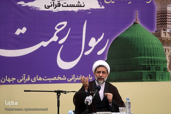 &laquo;محمدگویی&raquo; و &laquo;محمدخویی&raquo;؛ قوام جامعه اسلامی/ ضرورت وحدت با مسلمانان، اهل کتاب و مستضعفان دنیا