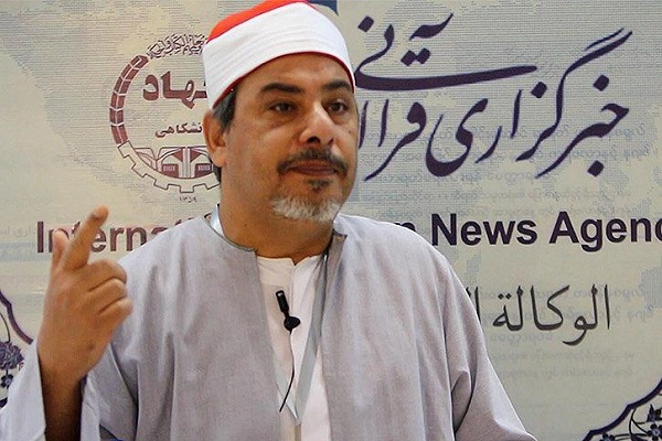 واکنش قاری سرشناس مصری به هتک حرمت ساحت پیامبر(ص)