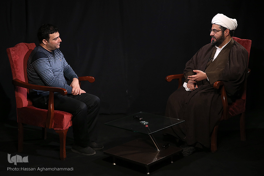 مهدی اخوان صباغ مهدی اخوان صباغ