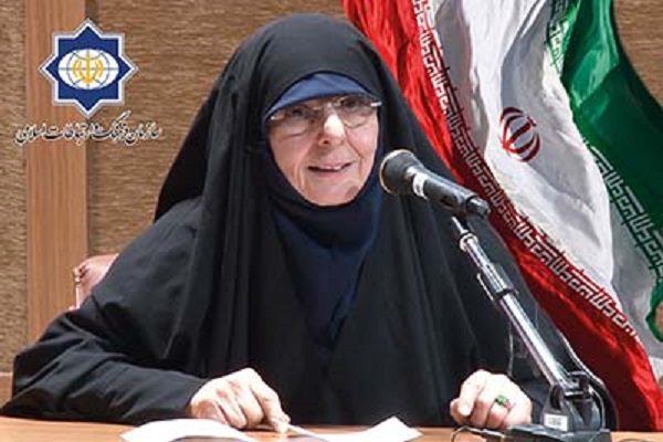 خانم کرمانی از عقل&zwnj;محوری تا جهانی&zwnj;اندیشی