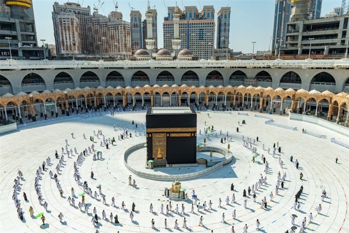 برپایی نماز جمعه در مسجدالحرام + عکس