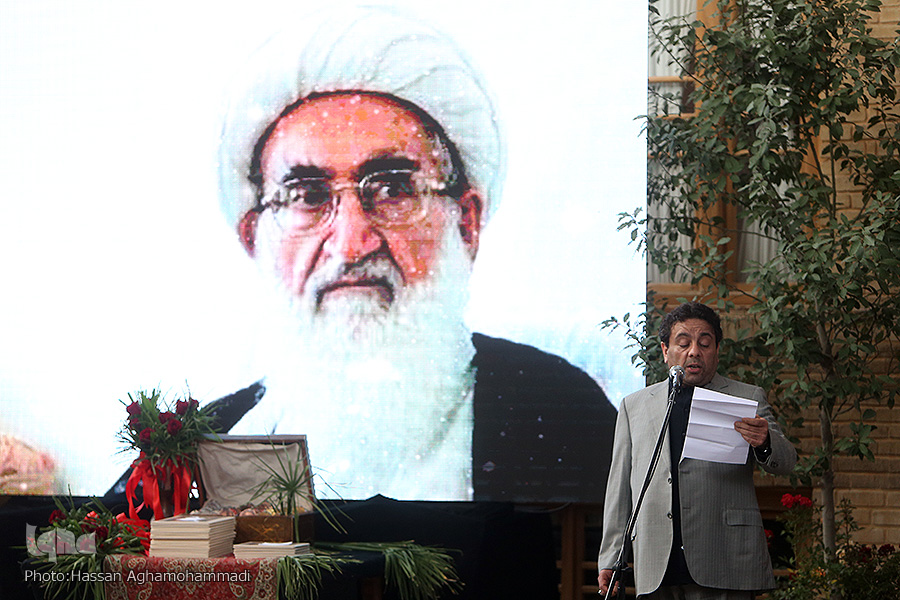 عمل به قرآن یعنی پایان استبداد، تبعیض و بیعدالتیها