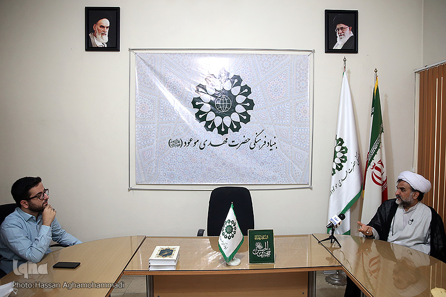 توصیه&zwnj;هایی به جوانان در باب وحدت / عالم&zwnj;نمایان استعماری و صدور فتاوای اختلاف&zwnj;افکن