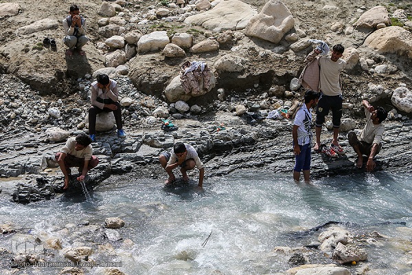 یکشنیه//////دانشجویان جهادگر و ایجاد توازن میان مراتب علمی و معنوی