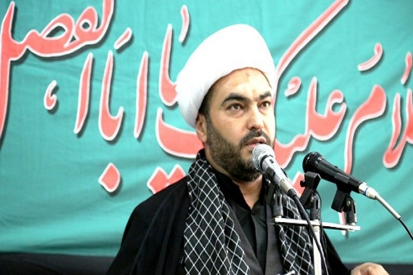 حجت الاسلام محمدجواد قنبربیگی امام جمعه دره شهر ایلام و حافظ کل قرآن حجت الاسلام محمدجواد قنبربیگی امام جمعه دره شهر ایلام و حافظ کل قرآن