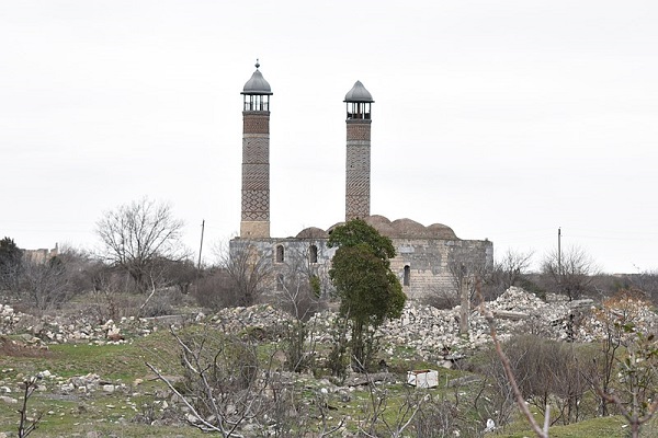 احیای مسجد جامع آغدام در قره&zwnj;باغ پس از 27 سال