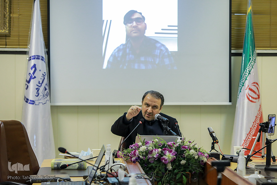 یک توصیه به جوانان قرآنی در روزهای کرونایی / اهمیت فرود و تصدیق پایانی تلاوت یک توصیه به جوانان قرآنی در روزهای کرونایی / اهمیت فرود و تصدیق پایانی تلاوت