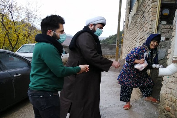 تلاش جهادگران «کرم خانه» برای استحکام خانواده؛ از اشتغالزایی تا جلوگیری از طلاق تلاش جهادگران «کرم خانه» برای استحکام خانواده؛ از اشتغالزایی تا جلوگیری از طلاق