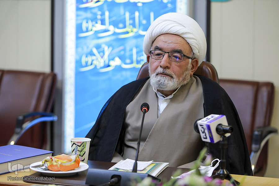 حجت&zwnj;الاسلام والمسلمین عبدالکریم بی&zwnj;آزار شیرازی