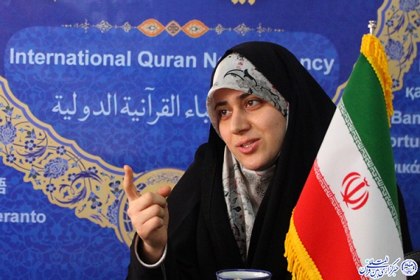 فائزه سادات قریشی نسب نفر اول رشته حفظ کل قرآن در سی و پنجمین دوره جشنواره قرآن و عترت وزارت علوم فائزه سادات قریشی نسب نفر اول رشته حفظ کل قرآن در سی و پنجمین دوره جشنواره قرآن و عترت وزارت علوم