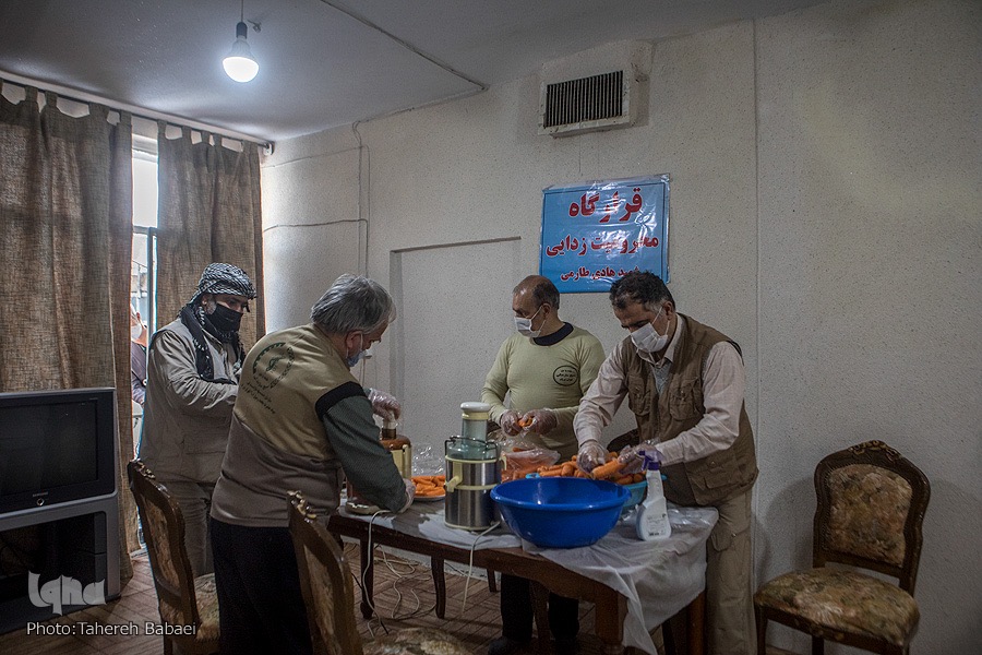 چهارشنبه/////25 سال خدمت بی&zwnj;منت زوج جهادگر در گروه&zwnj;های جهادی / برکات فراوان اقدامات خیرانه در زندگی