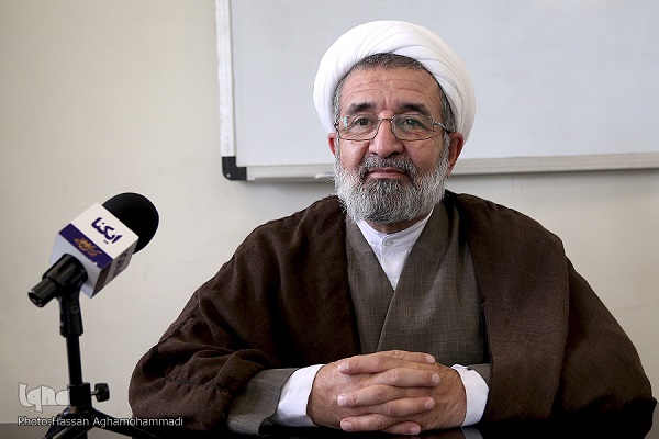 جایزه جهانی 114 نهضت معرفی فعالیت&zwnj;های برتر قرآنی به دنیاست/ &laquo;اهل بیت(ع)؛ ترجمان وحی&raquo;؛ شعار جشنواره