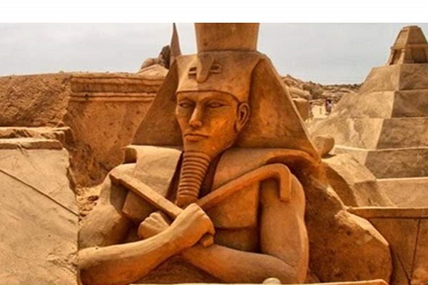 اظهارات مبلغ برجسته مصری درباره فرعونیان مؤمن جنجالآفرین شد اظهارات مبلغ برجسته مصری درباره فرعونیان مؤمن جنجالآفرین شد