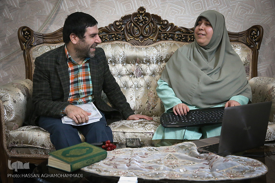 جاذبه قرآن در زندگی زوج روشندل حافظ قرآن / گلایه از کم‌لطفی‌های بهزیستی نسبت به معلولان