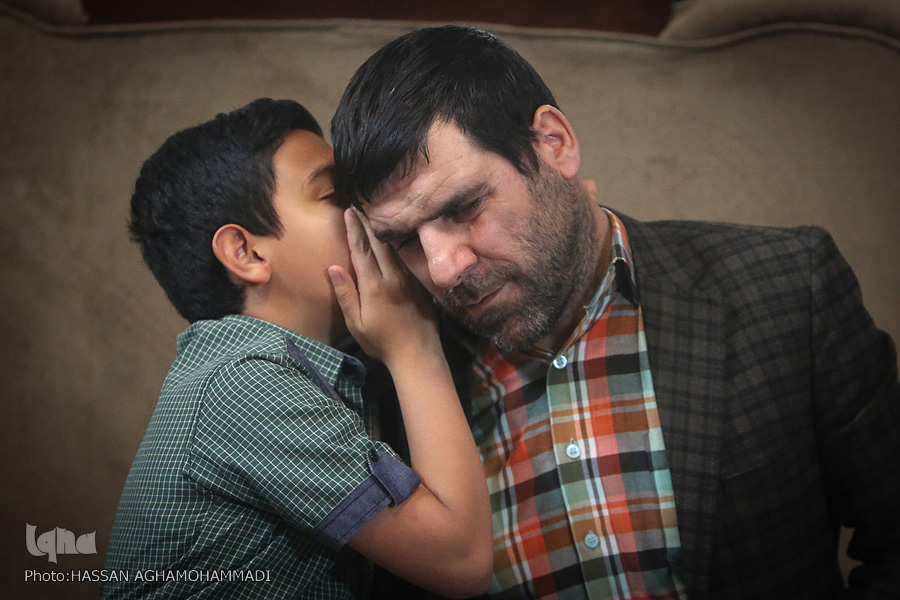 جاذبه قرآن در زندگی زوج روشندل حافظ قرآن / گلایه از کم&zwnj;لطفی&zwnj;های بهزیستی نسبت به معلولان