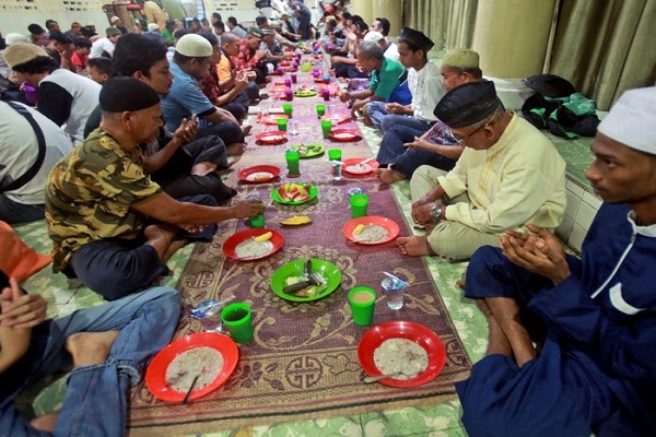 ماه رمضان در جهان + تصاویر ماه رمضان در جهان + تصاویر