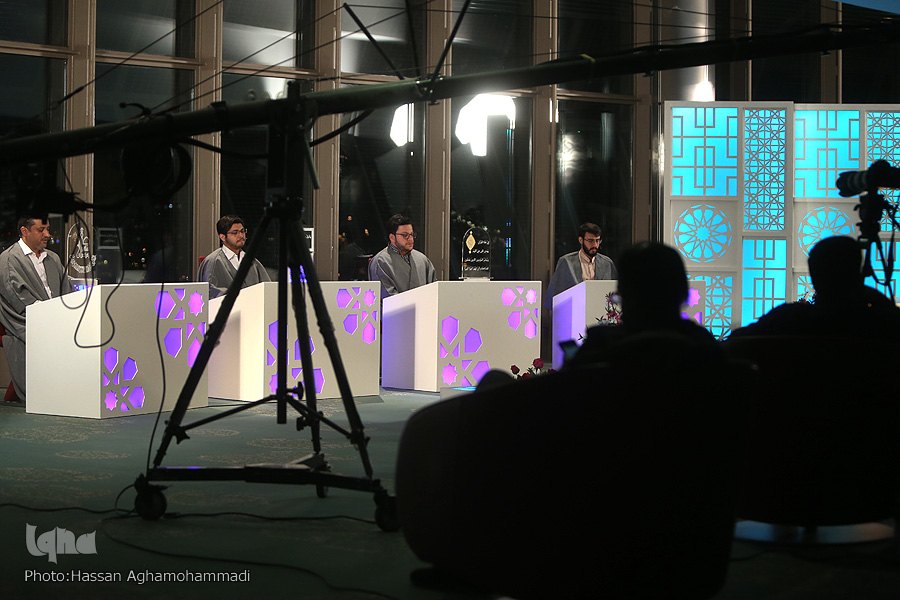 حلاوت جزخوانی قرآن در فراز آسمان / شبی با برنامه&zwnj;ای از جنس نور