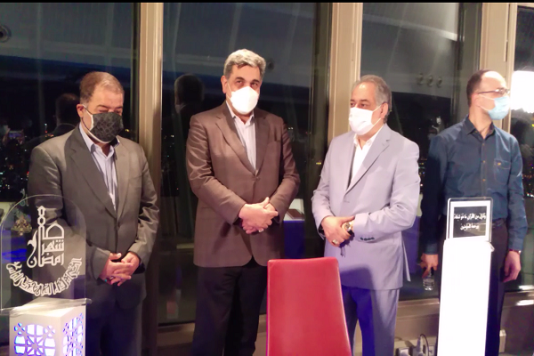 قول قرآنی شهردار تهران بر فراز برج میلاد/ امید به افتتاح خانه قرآنیان در ماه رمضان