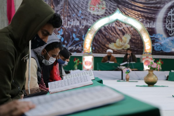 برگزاری حلقههای رمضانی تلاوت قرآن در کشمیر + عکس برگزاری حلقههای رمضانی تلاوت قرآن در کشمیر + عکس